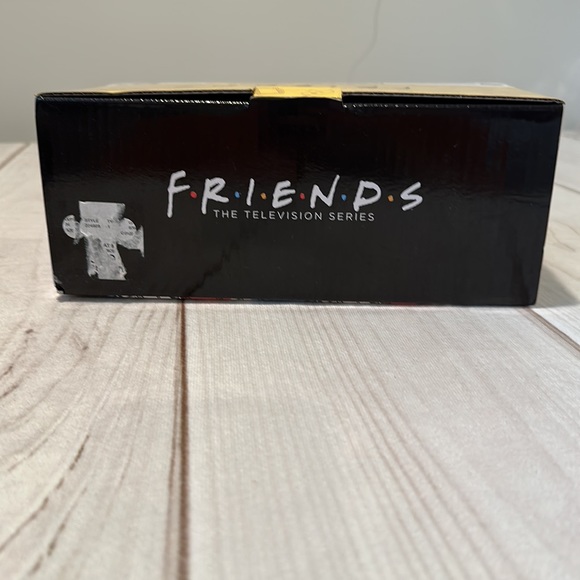 Friends Glass Mug 2 Pack - Picture 5 of 6